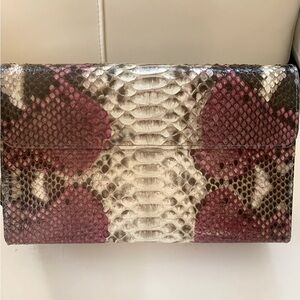 NWT Pelle Elegant Snakeskin Clutch